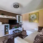 Fekete Orchidea Apartment Balatonkenese