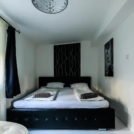 Fekete Orchidea 公寓 巴拉腾肯尼斯