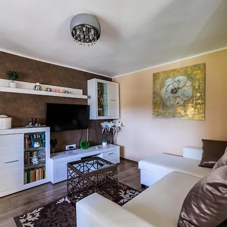 Fekete Orchidea Appartement Balatonkenese