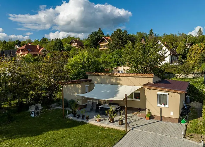 Fekete Orchidea Apartment Balatonkenese
